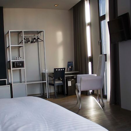 Hotel Santa Eulalia Puertollano Luaran gambar