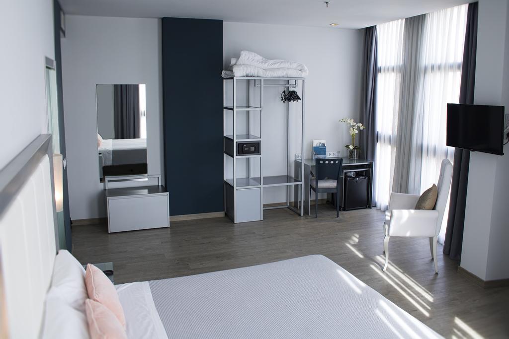 Hotel Santa Eulalia Puertollano Luaran gambar